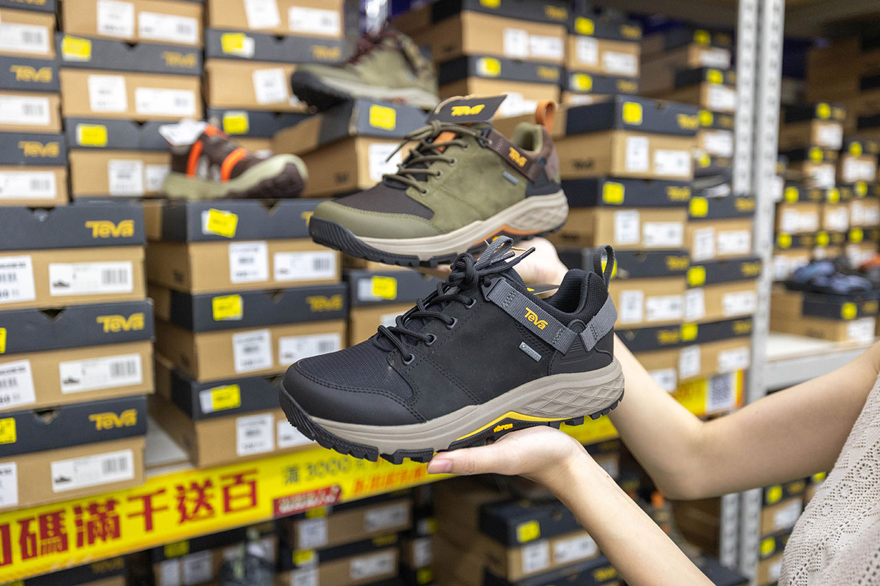 美力運動世界台中中清特賣會報到!全館下殺1折起童鞋、運動鞋、工作鞋都超便宜,前30名早鳥再享7折,還有超多買一送一活動!大雅鞋子特賣會來啦~ 美力運動世界台中中清特賣會報到!全館下殺1折起童鞋、運動鞋、工作鞋都超便宜,前30名早鳥再享7折,還有超多買一送一活動!大雅鞋子特賣會來啦~