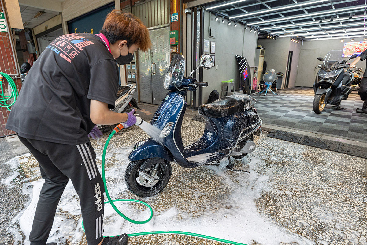 小姐好蠟-專業汽機車美容