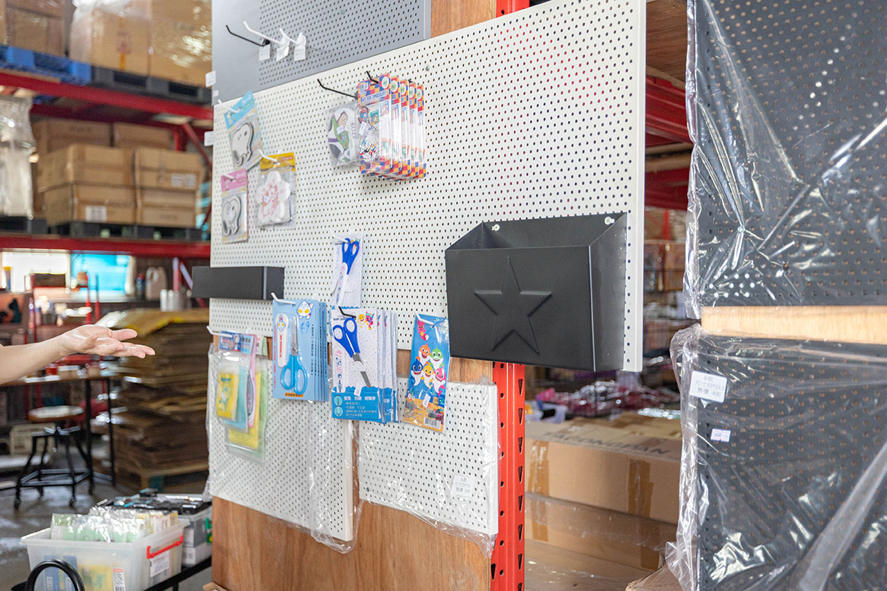 Jmx生活百貨-彰化北斗特賣會｜限時2週6件100迪士尼正版授權特賣會，組合家具、文具用品、生活用品全館下殺1折起，北斗廠拍2025彰化特賣會推薦