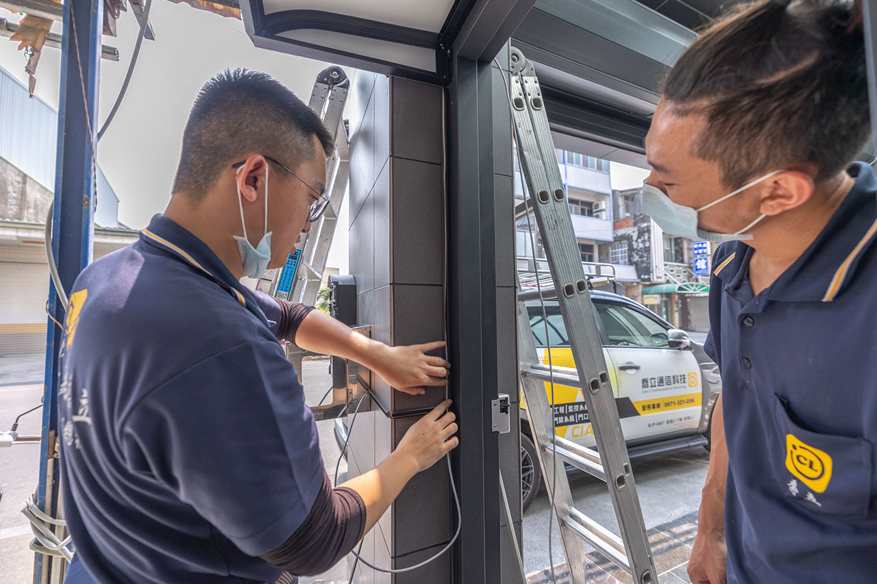 高雄喬立通信-電話總機主機安裝 高雄喬立通信-電話總機主機安裝