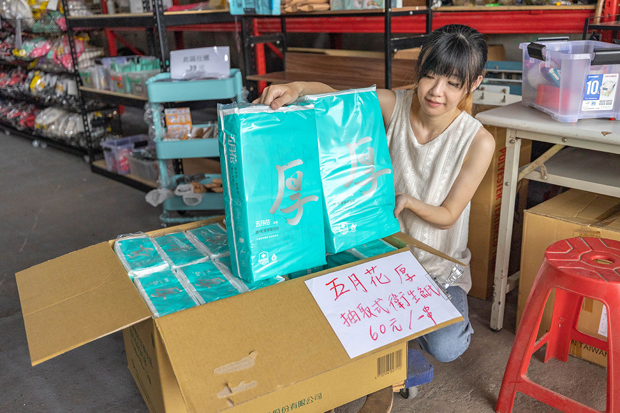 Jmx生活百貨-彰化北斗特賣會｜限時2週6件100迪士尼正版授權特賣會，組合家具、文具用品、生活用品全館下殺1折起，北斗廠拍2025彰化特賣會推薦