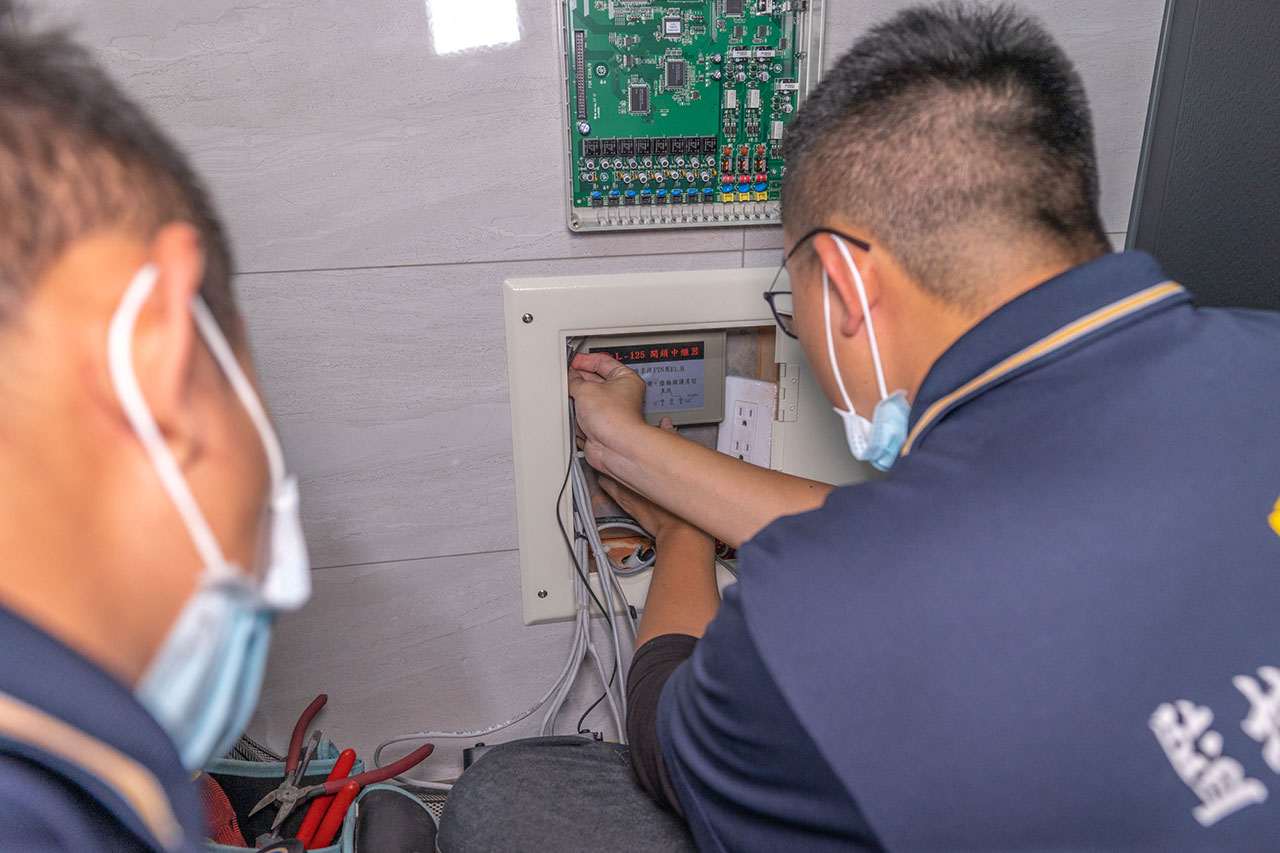 高雄喬立通信-電話總機主機安裝 高雄喬立通信-電話總機主機安裝