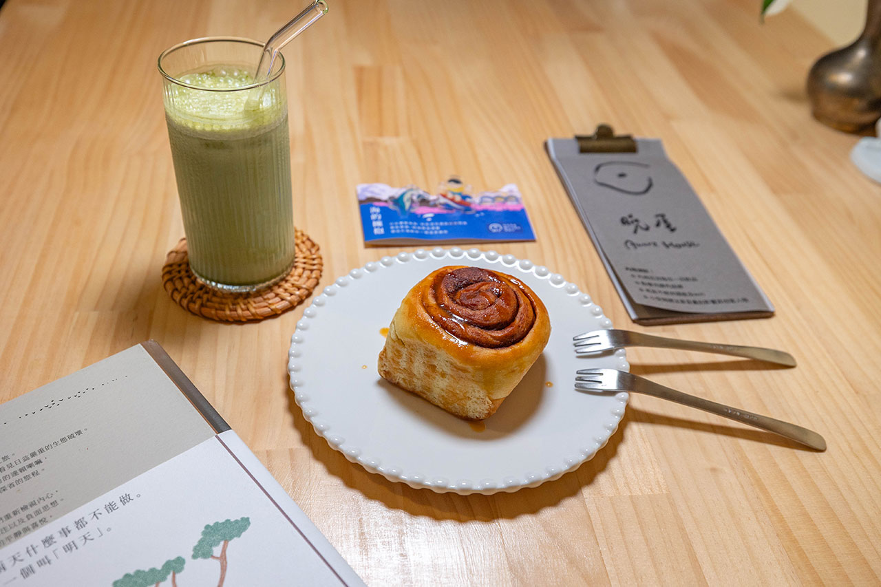 【2025台東景點推薦】台東美食景點懶人包｜太麻里平交道、天空之鏡、海濱公園、北町丼飯屋，一篇玩遍10個台東秘境！邊吃邊玩還能收集慢台東旅人小卡