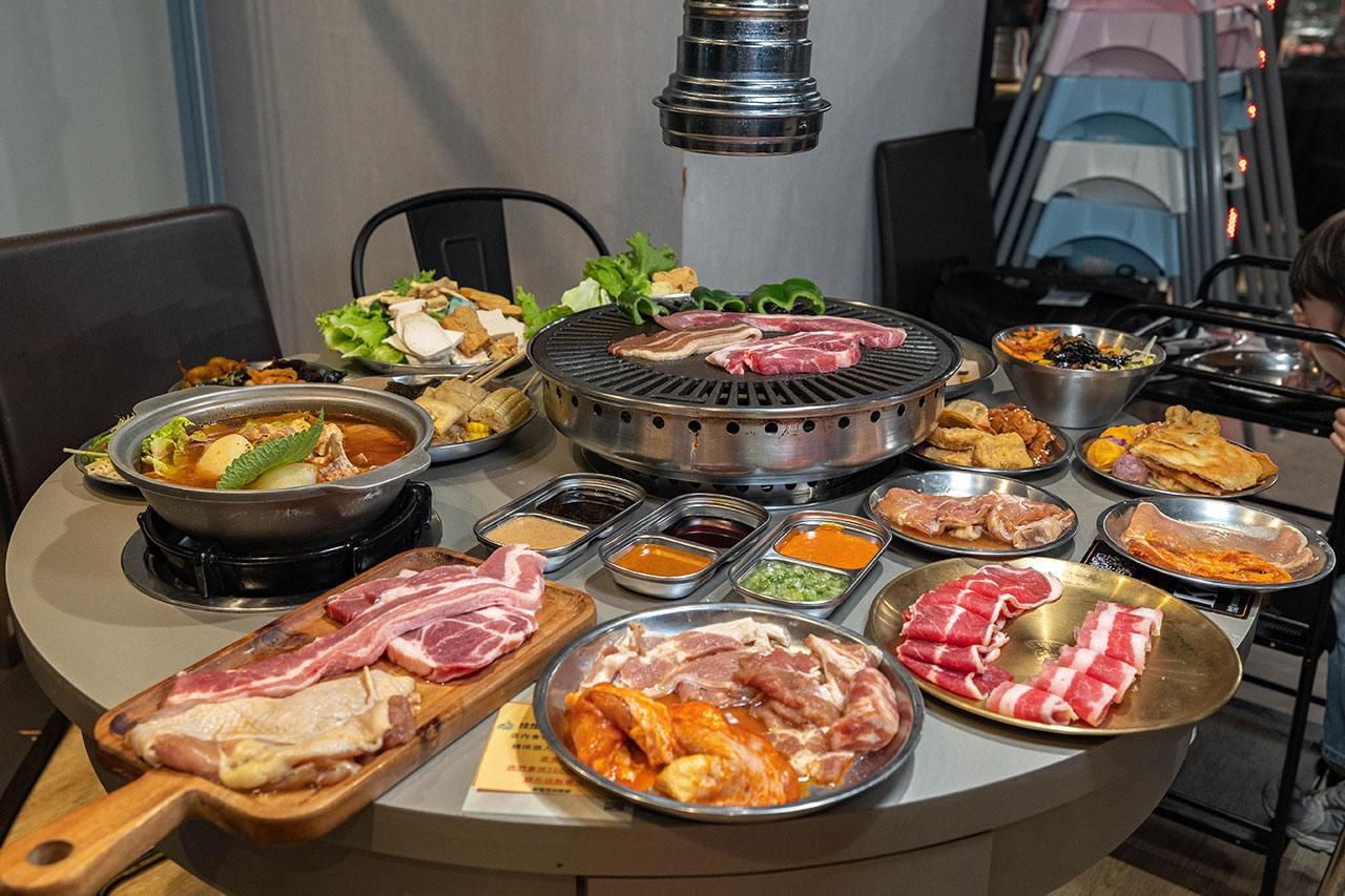 肉夯夯韓式燒肉吃到飽｜台中吃到飽推薦｜台中火車站美食推薦
