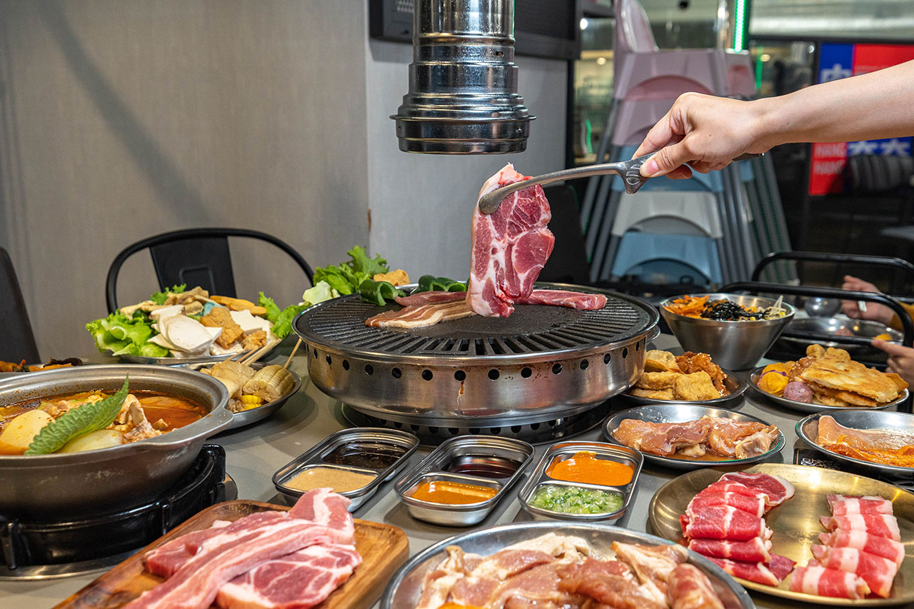 肉夯夯韓式燒肉吃到飽｜台中吃到飽推薦｜台中火車站美食推薦