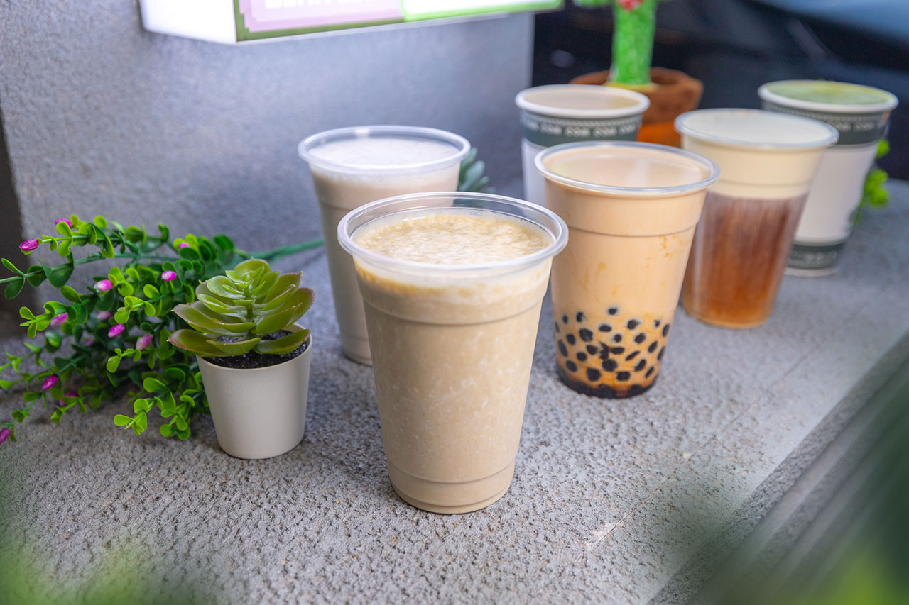 頃刻間綠豆沙牛奶專賣店