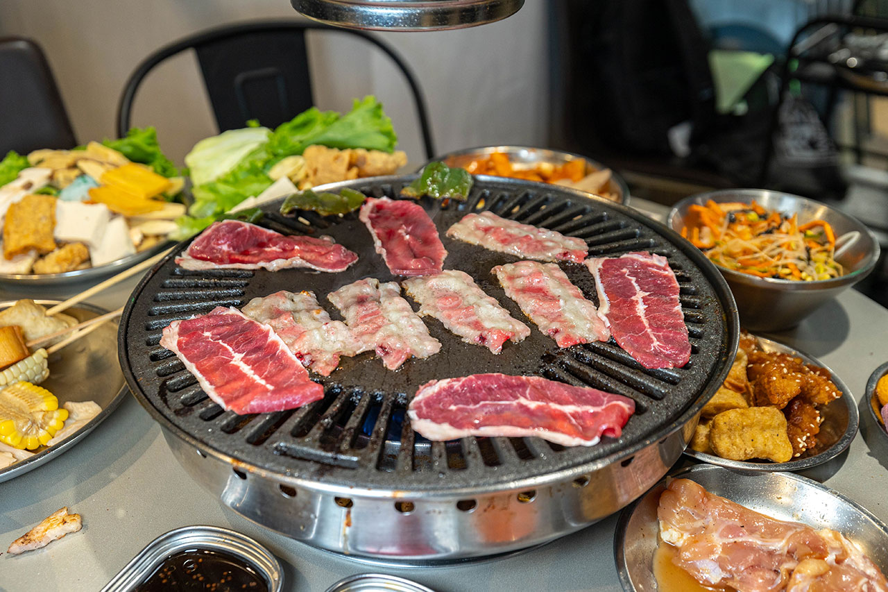 肉夯夯韓式燒肉吃到飽｜台中吃到飽推薦｜台中火車站美食推薦