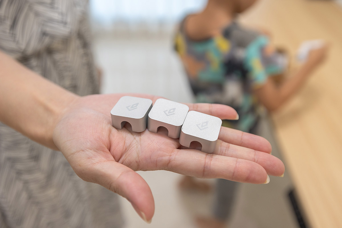 DEZCTOP電腦桌模組化設計，隨心所欲