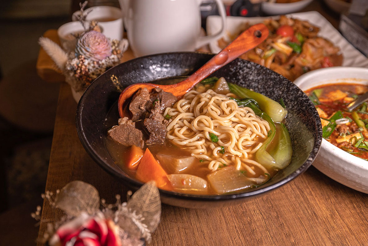 叁食初-麵食·茶飲·私房菜