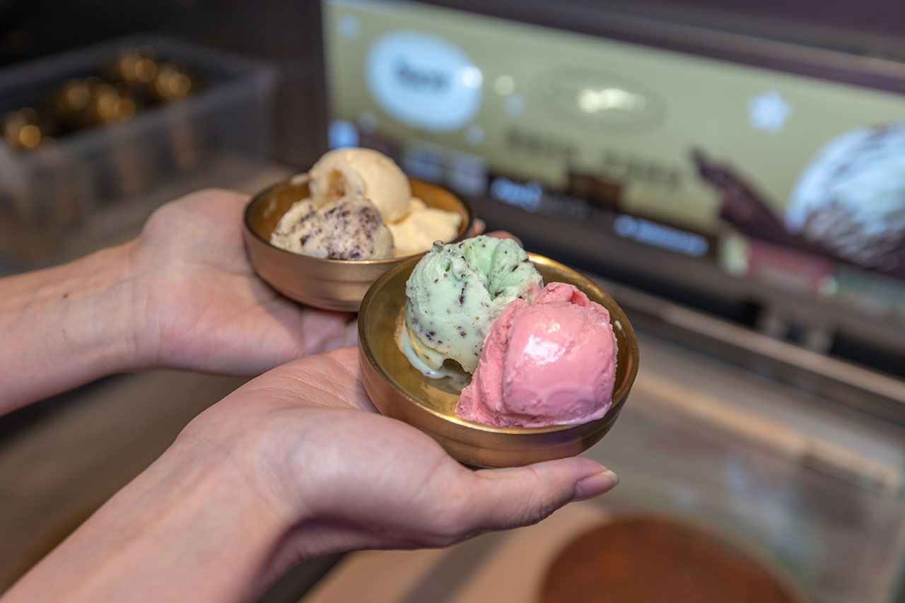 夯爐-麻辣烤鴨鍋｜逢甲烤鴨、逢甲麻辣鍋、逢甲美食、逢甲火鍋、逢甲必吃