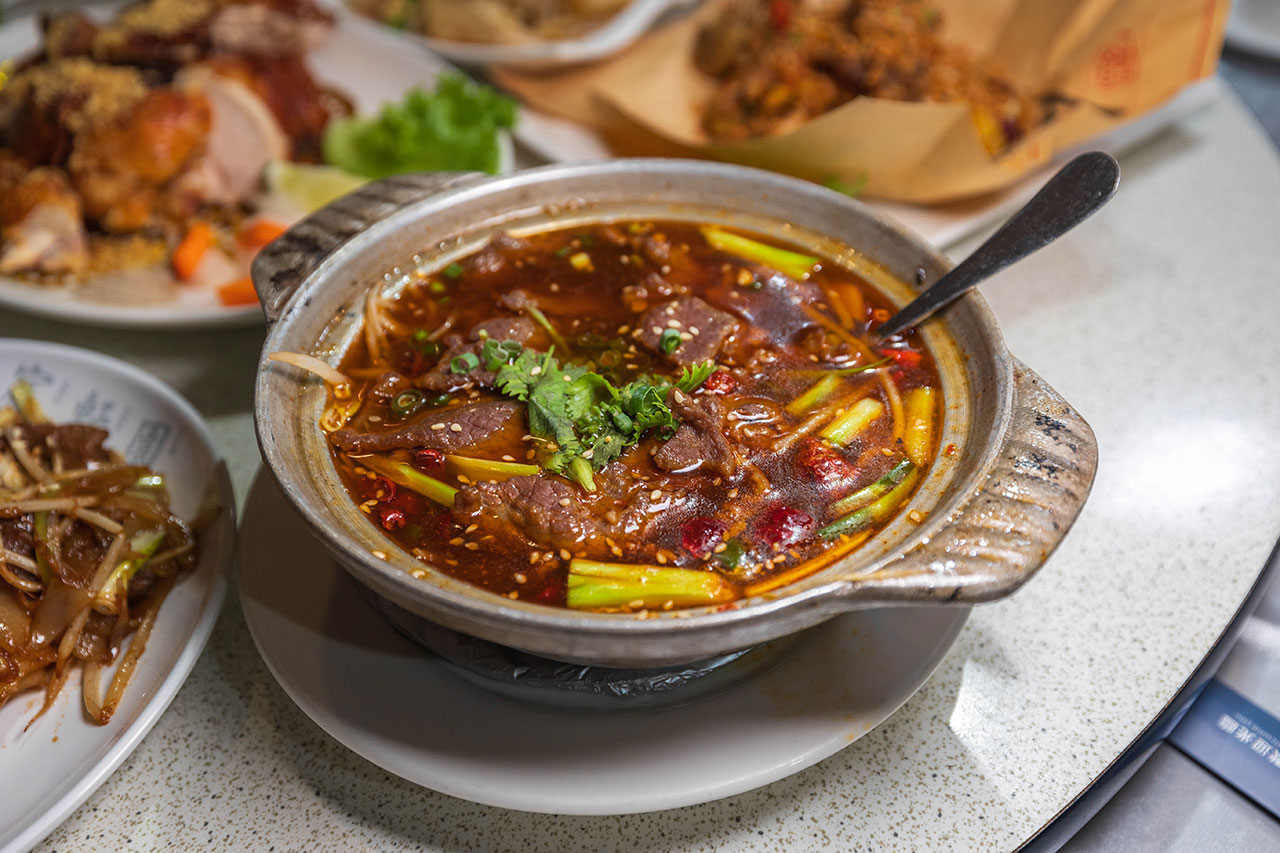 宸軒園粵菜海鮮｜超人氣新北合菜推薦！香港老師傅駐店，原汁原味港式料理，新北人尾牙聚餐必吃新店餐廳推薦，2025新店美食推薦