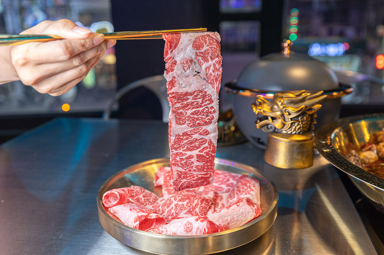 夯爐-麻辣烤鴨鍋｜逢甲烤鴨、逢甲麻辣鍋、逢甲美食、逢甲火鍋、逢甲必吃