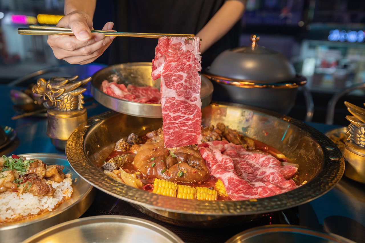 夯爐-麻辣烤鴨鍋｜逢甲烤鴨、逢甲麻辣鍋、逢甲美食、逢甲火鍋、逢甲必吃