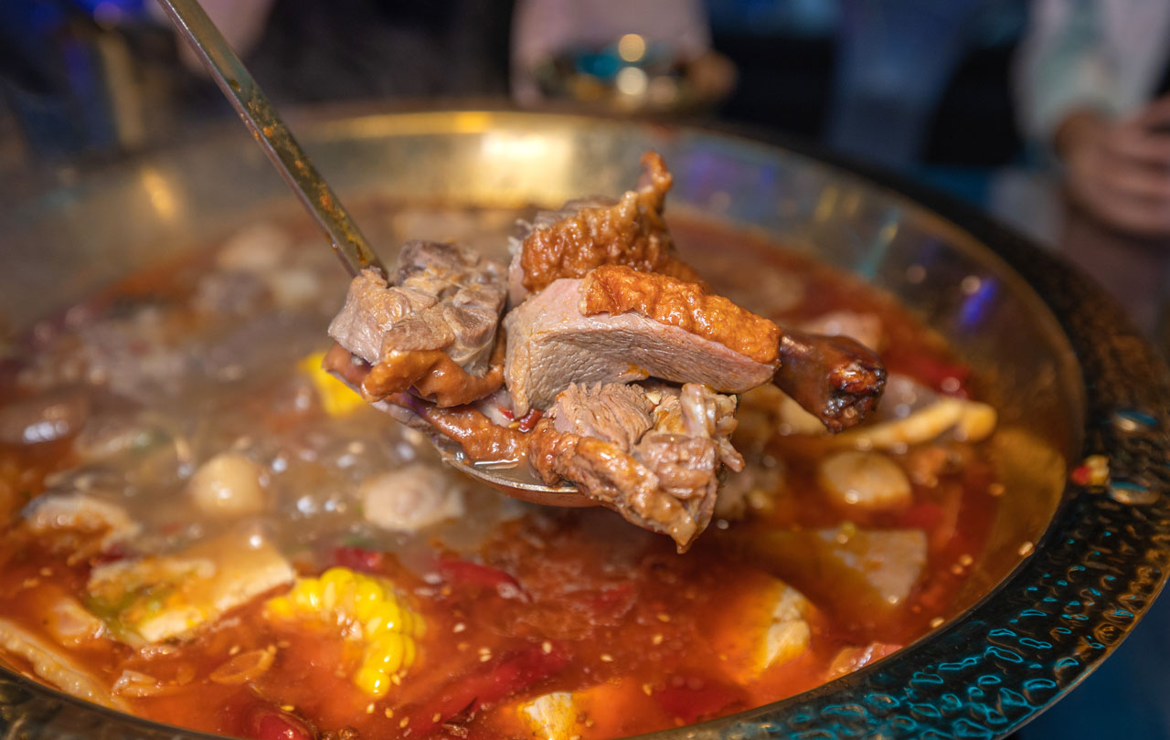 夯爐-麻辣烤鴨鍋｜逢甲烤鴨、逢甲麻辣鍋、逢甲美食、逢甲火鍋、逢甲必吃