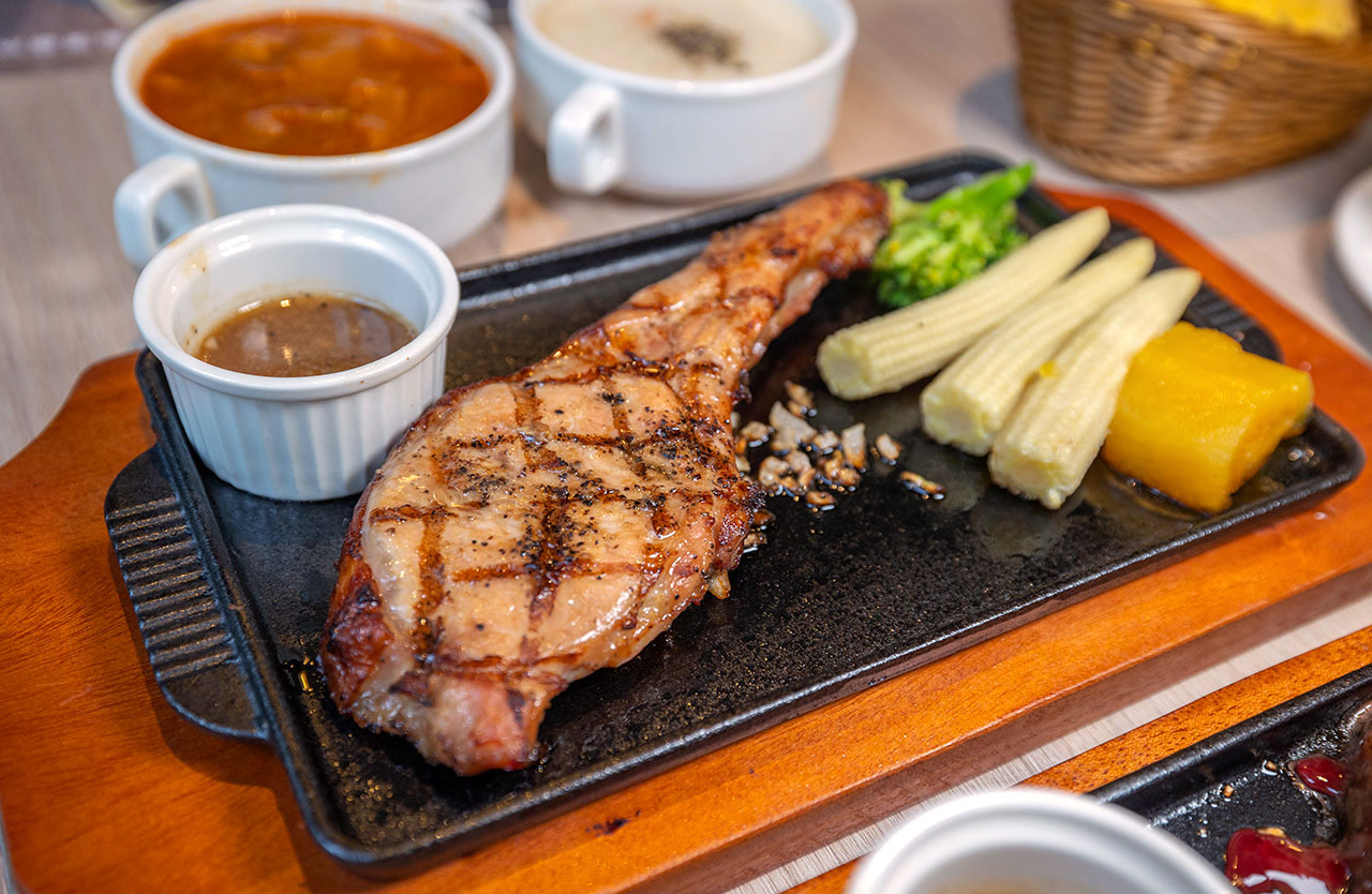 瀧厚炙燒熟成牛排信義att店