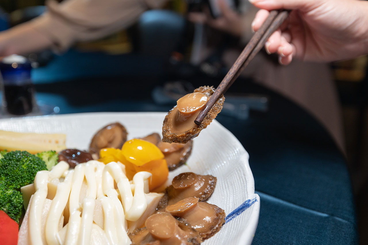 羽笠食事｜台中日式料理｜台中年菜推薦｜台中日本料理推薦