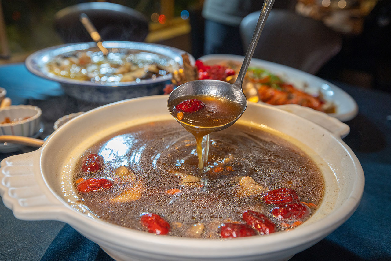 羽笠食事｜台中日式料理｜台中年菜推薦｜台中日本料理推薦