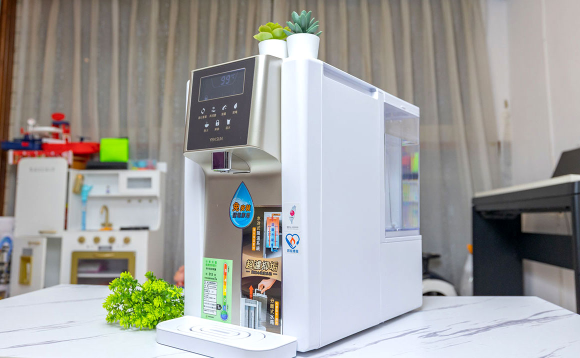 元山-免安裝雙濾心溫熱淨飲機YS-8132RWB