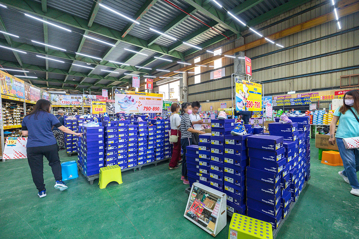 美力運動世界-中清特賣｜大雅鞋子特賣會｜大雅童鞋特賣會｜大雅廠拍｜大雅運動鞋特賣會