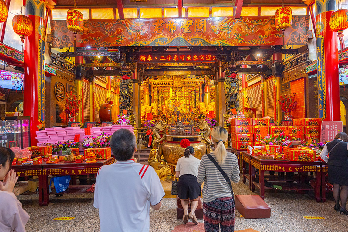 台中南天宮-汽車過火｜機車過火2