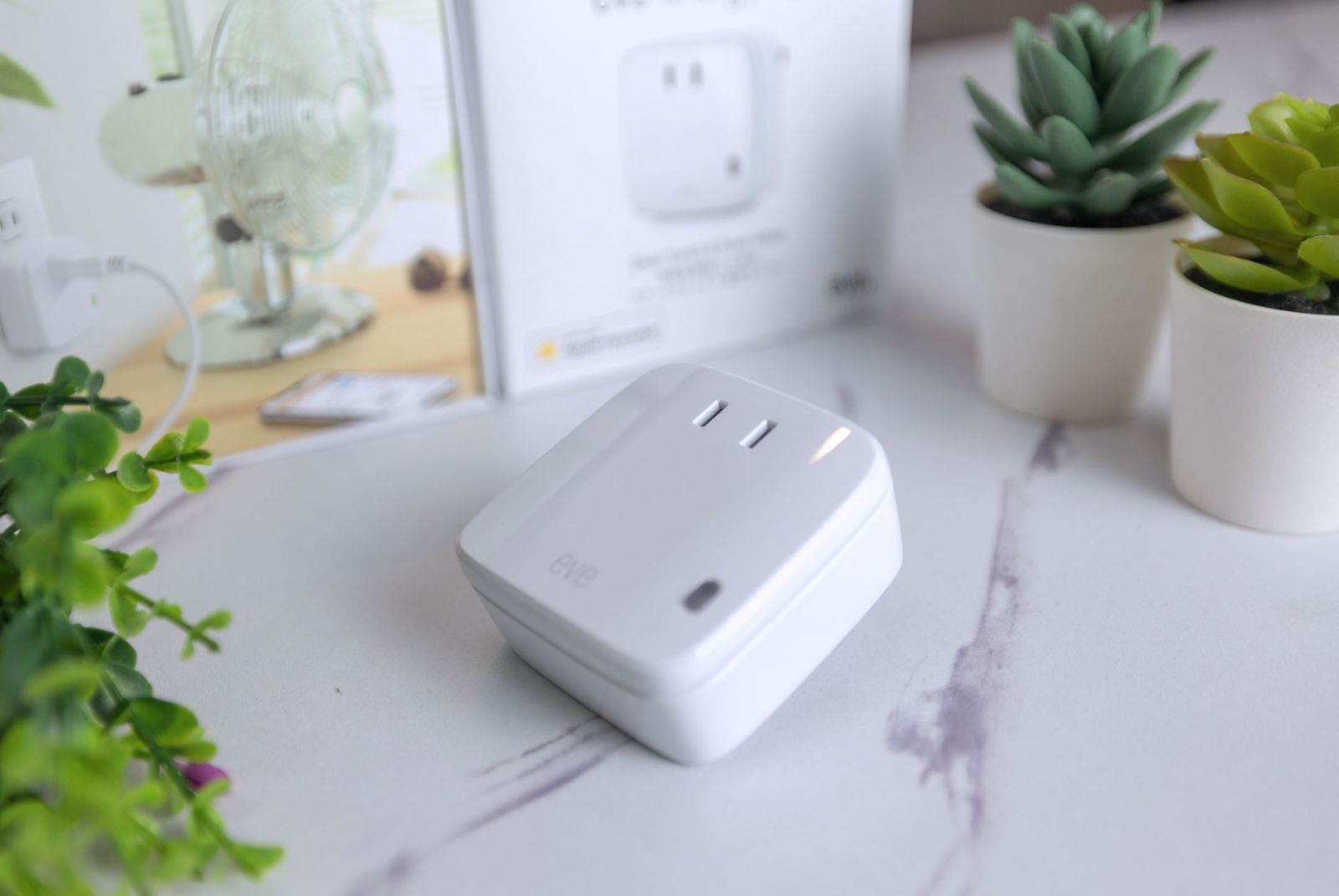 EVE智能家居設備-智能電燈-智能插座