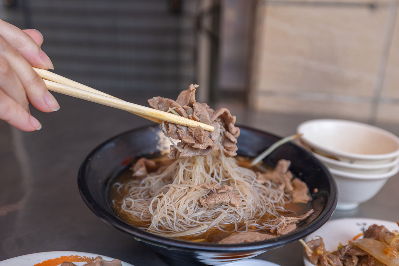 倆伯羊肉 倆伯羊肉