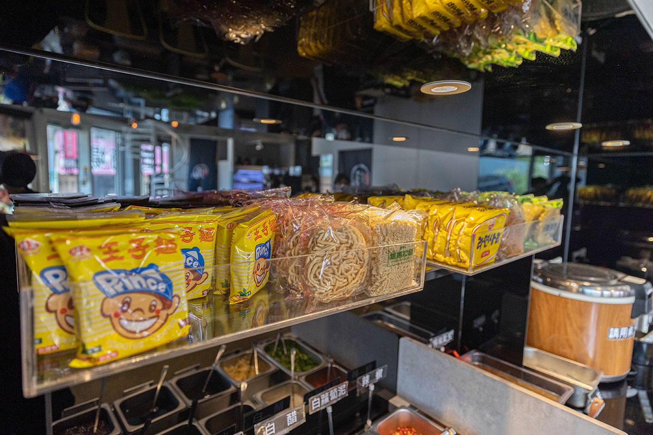 覓鍋物｜2025沙鹿美食推薦｜台中烤鴨火鍋吃到飽