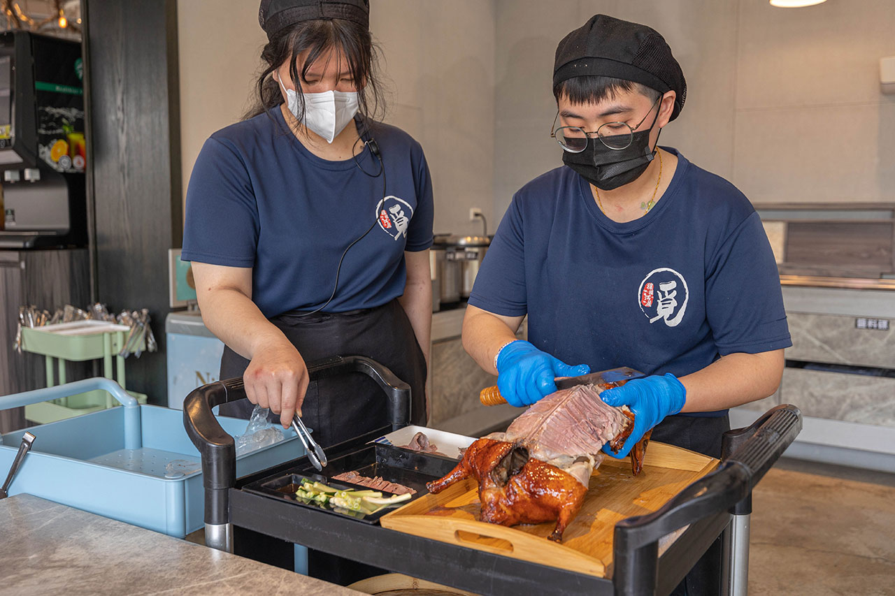 覓鍋物｜2025沙鹿美食推薦｜台中烤鴨火鍋吃到飽