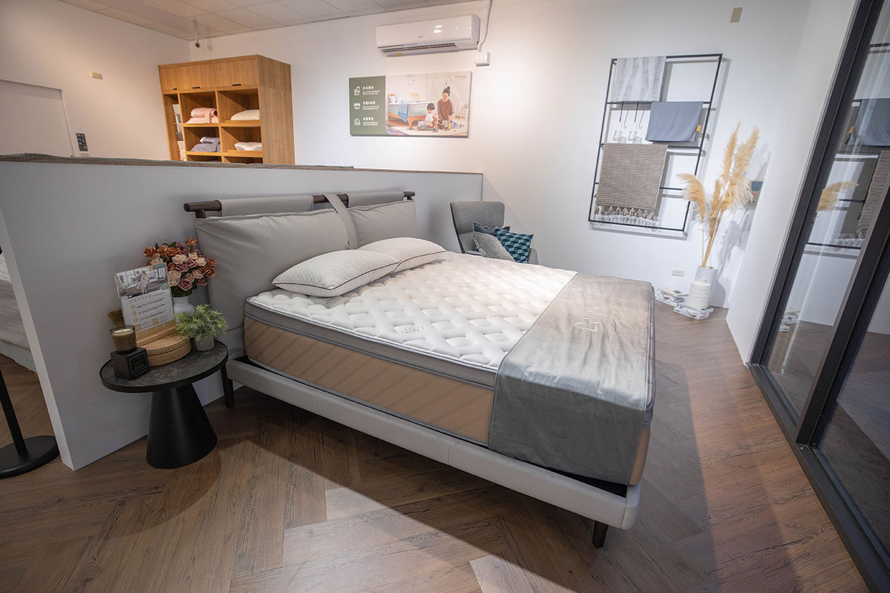 Derek【德瑞克名床】台中西屯門市 Derek【德瑞克名床】台中西屯門市