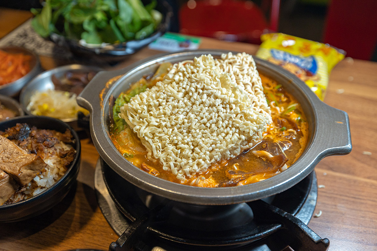 肉部長韓式平價烤肉鍋物