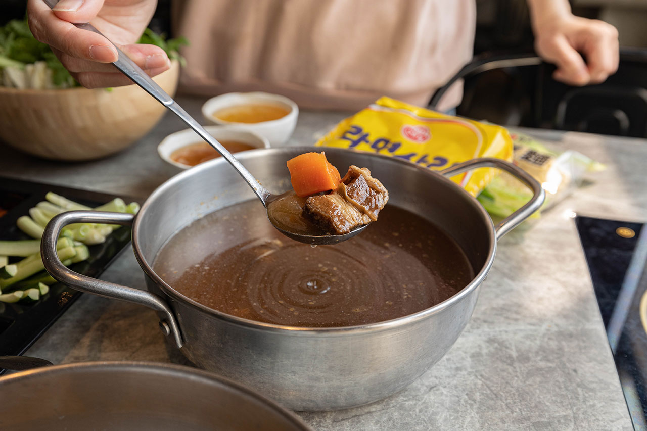 覓鍋物｜2025沙鹿美食推薦｜台中烤鴨火鍋吃到飽