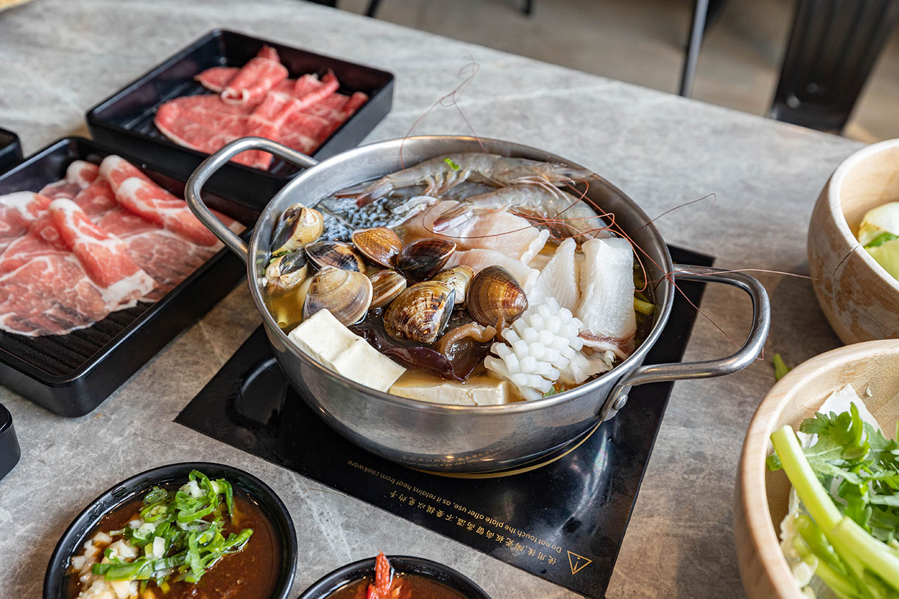 覓鍋物｜2025沙鹿美食推薦｜台中烤鴨火鍋吃到飽