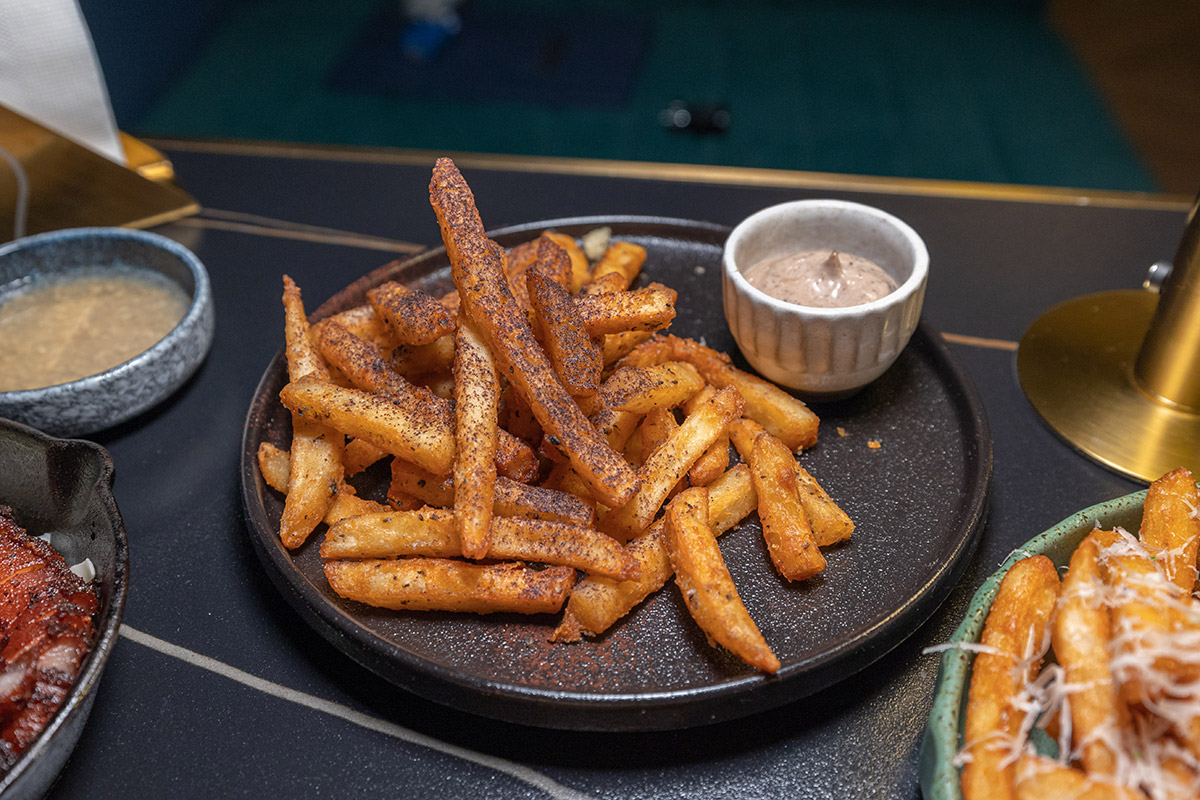 Zoom-Inn台北大安區最美餐酒館｜台北大安區酒吧推薦