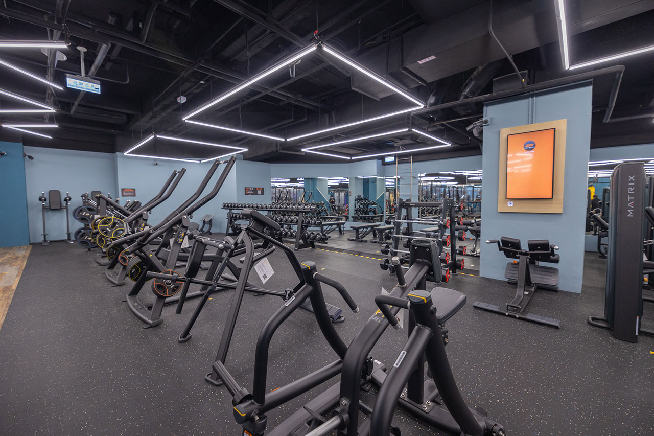 超核心健身中心-台中台灣大道館