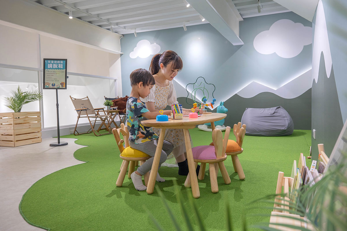 74OUNCE台中向上店