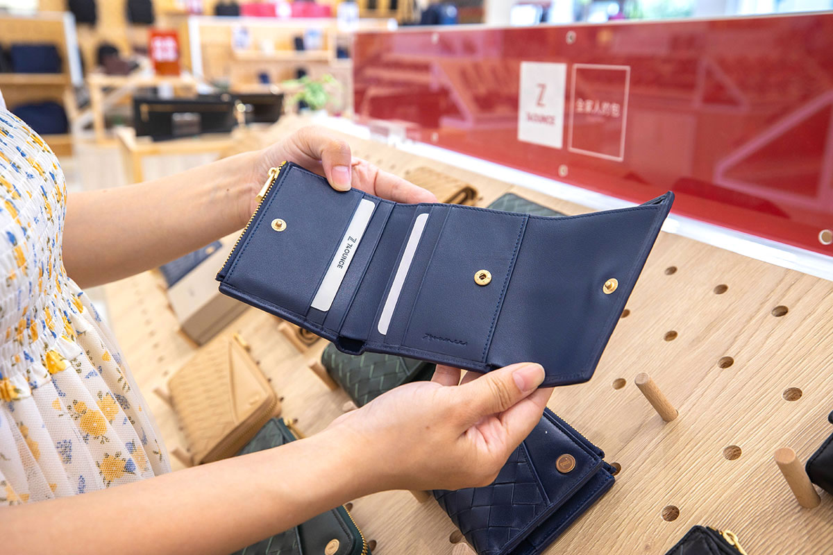 74OUNCE台中向上店