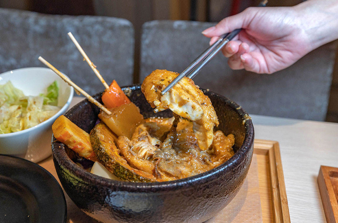 禾荳家-北海道湯咖哩專賣店｜台中大里美食推薦