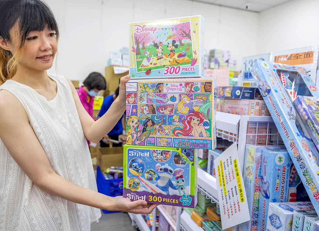 台中北屯文具特賣會｜廠拍出清限時15天，上千件文具用品1折起，日常用品75折起，還有滿額禮免費拿，2025文具界的Costco特賣會