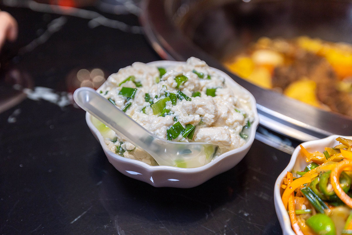 小媳婦鐵鍋燉台中旗艦店