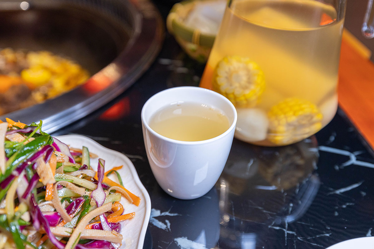 小媳婦鐵鍋燉台中旗艦店