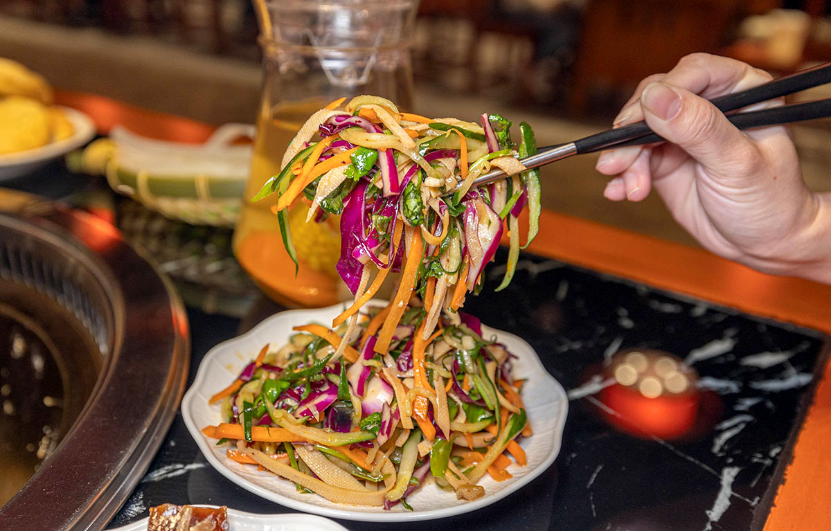 小媳婦鐵鍋燉台中旗艦店