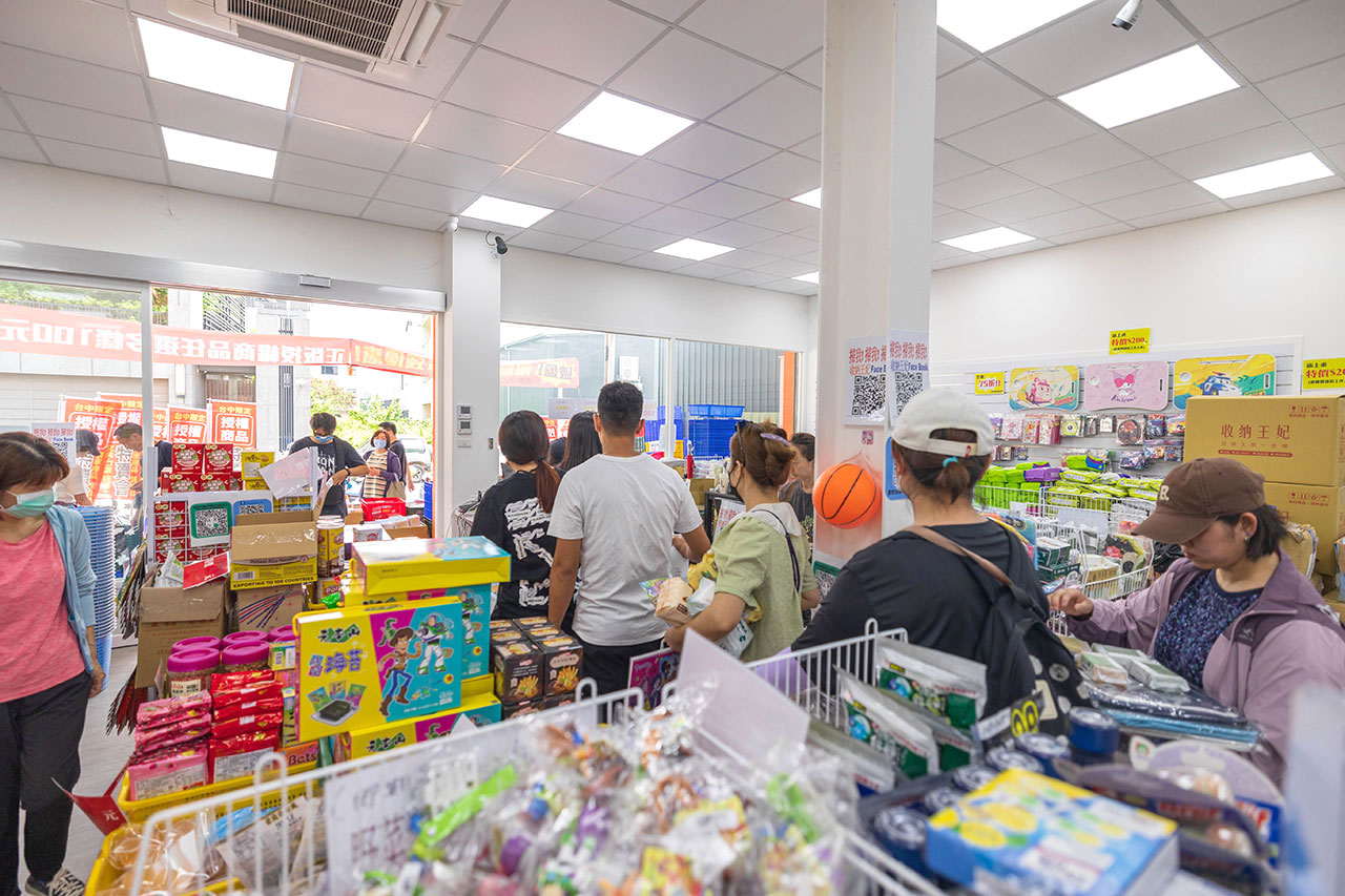 台中北屯文具特賣會｜廠拍出清限時15天，上千件文具用品1折起，日常用品75折起，還有滿額禮免費拿，2025文具界的Costco特賣會