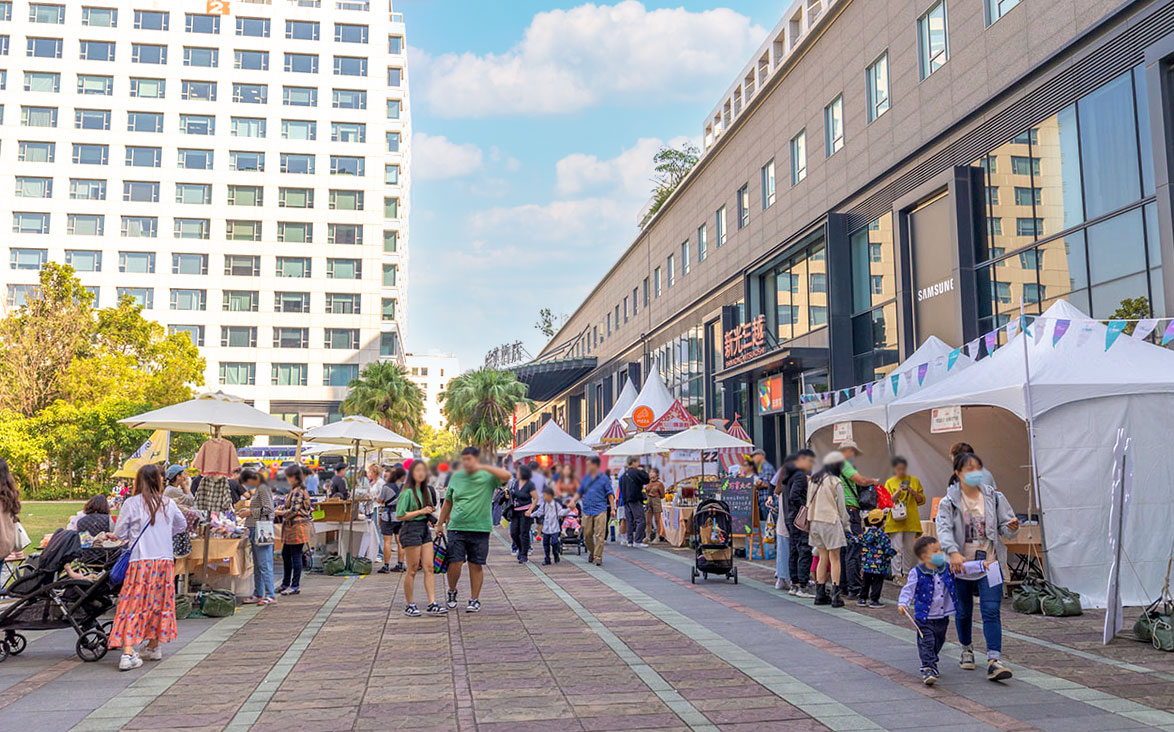德妮嗨派對-百變小丑樂園