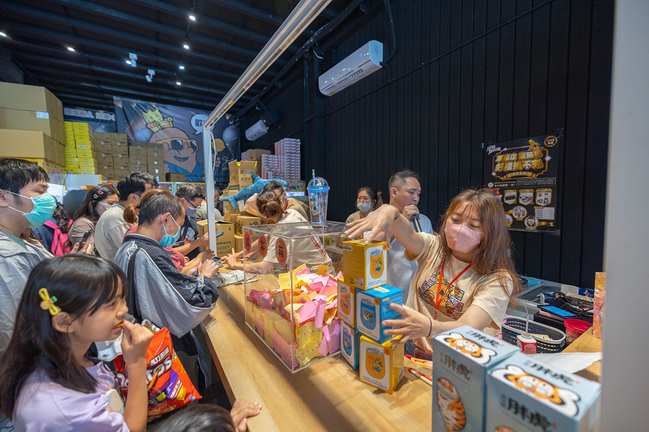 沙發馬鈴薯樂園-台中北屯軍福店