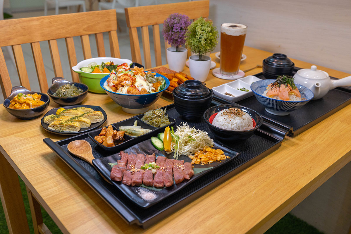 咲良日本家庭料理 咲良日本家庭料理