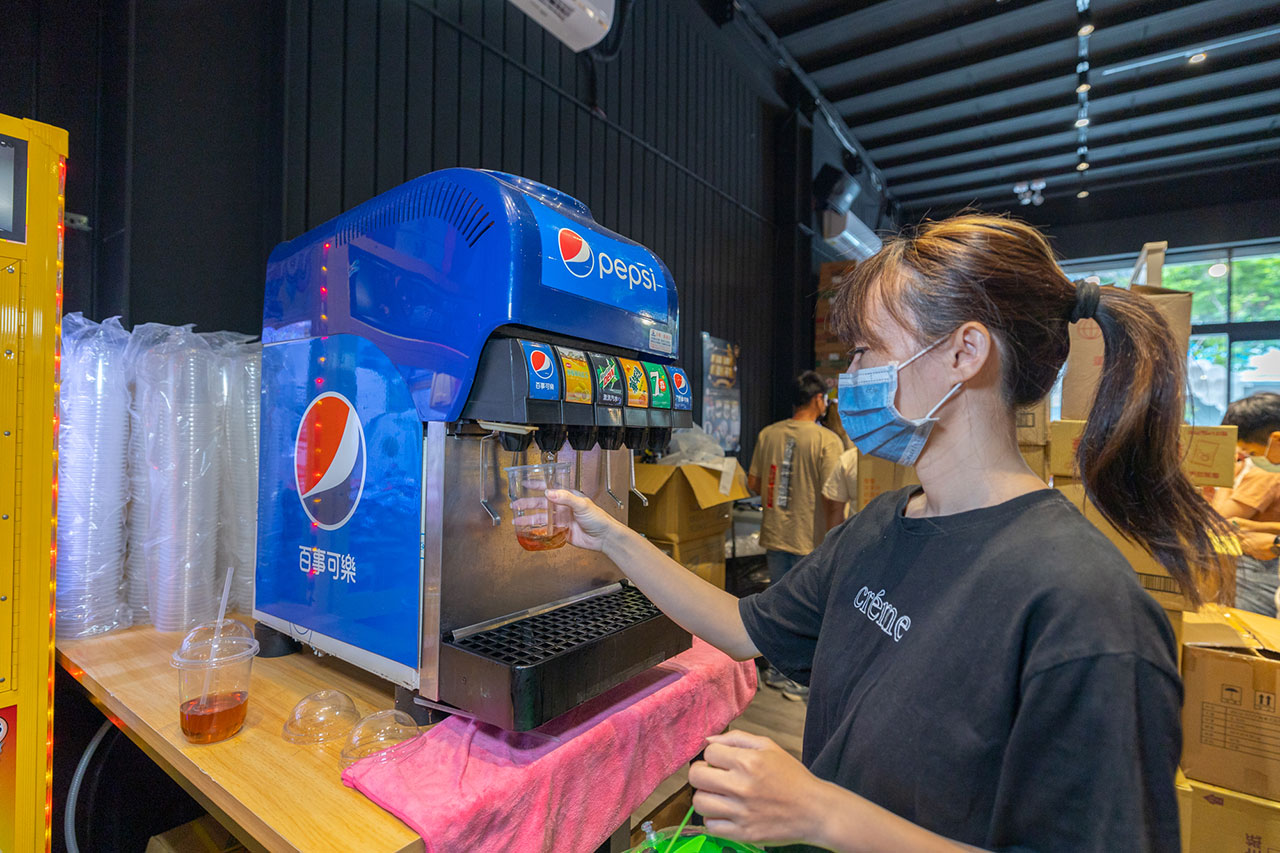 沙發馬鈴薯樂園-台中北屯軍福店