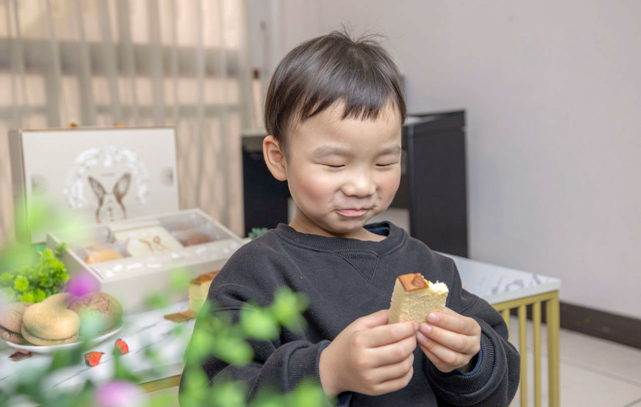 金格KÖNIG-Love兔U烙印蛋糕禮盒