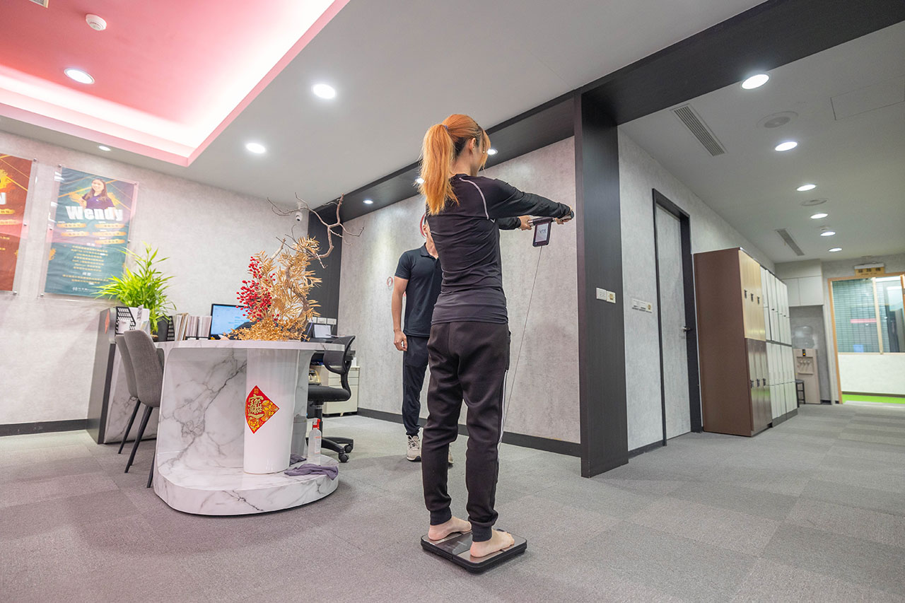 OneMore玩美趣健身運動概念館｜桃園中壢健身房推薦