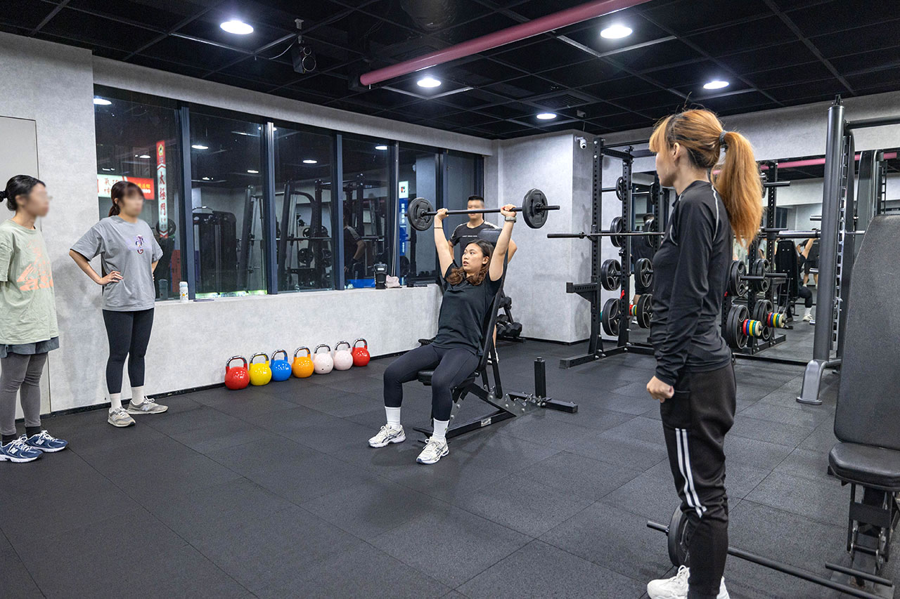 OneMore玩美趣健身運動概念館｜桃園中壢健身房推薦