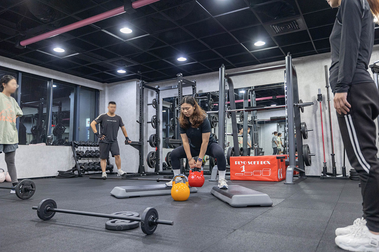 OneMore玩美趣健身運動概念館｜桃園中壢健身房推薦